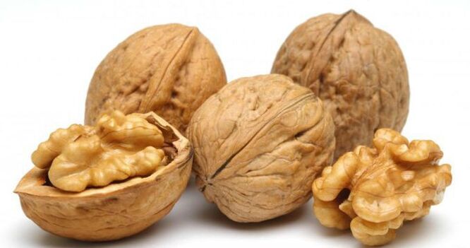 Walnuts for worms